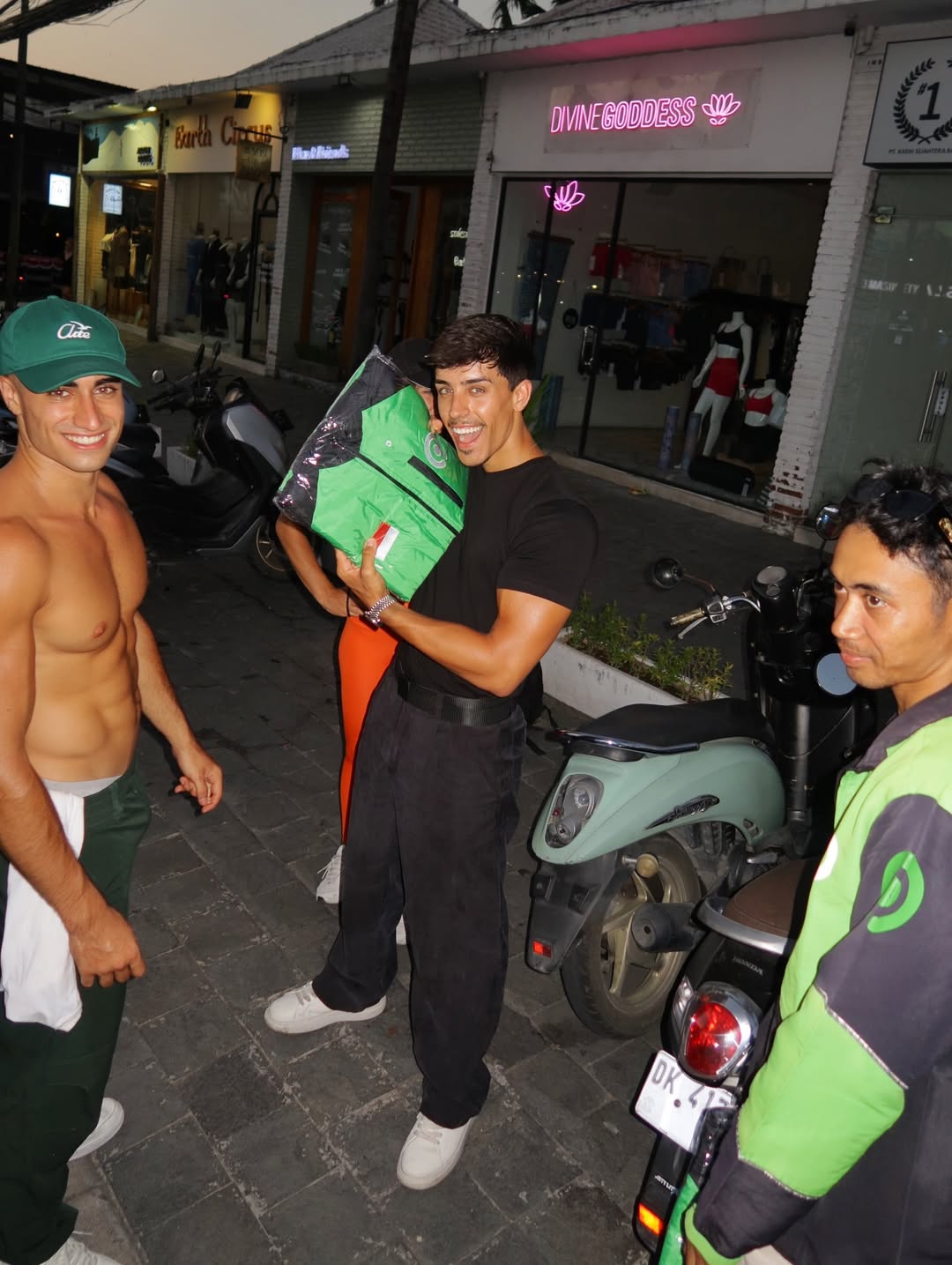 Nueva Modelo Superfans - ¡Bienvenid@ a mi Portfolio!